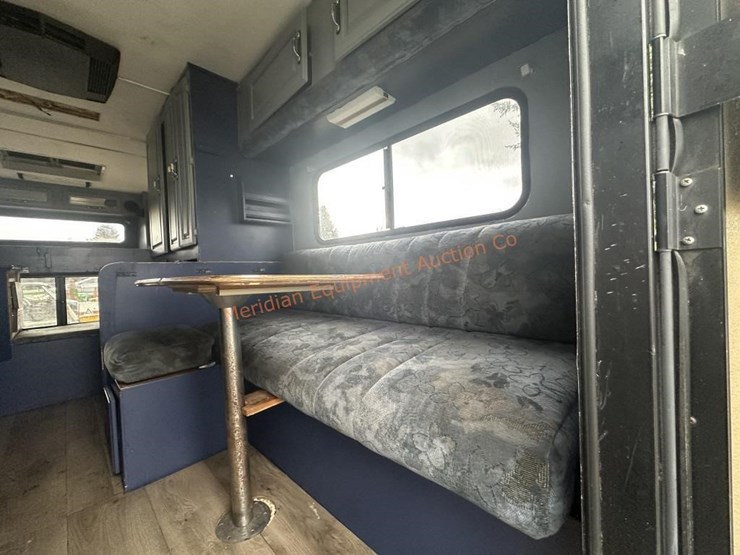 1994-northland-apache-10'-truck-camper-image-25