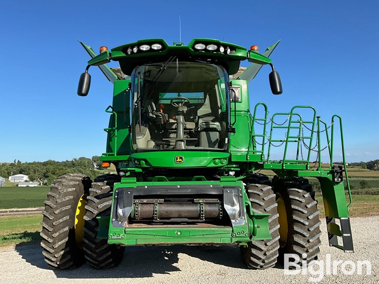 2020-john-deere-s760-2wd-combine-image-2