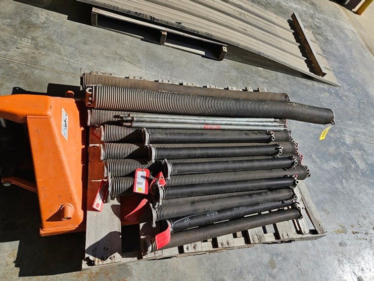 #9241-•-pallet-of-garage-door-springs-image-6