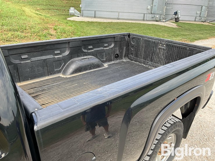2008-chevrolet-silverado-2500hd-4x4-diesel-pickup-image-11