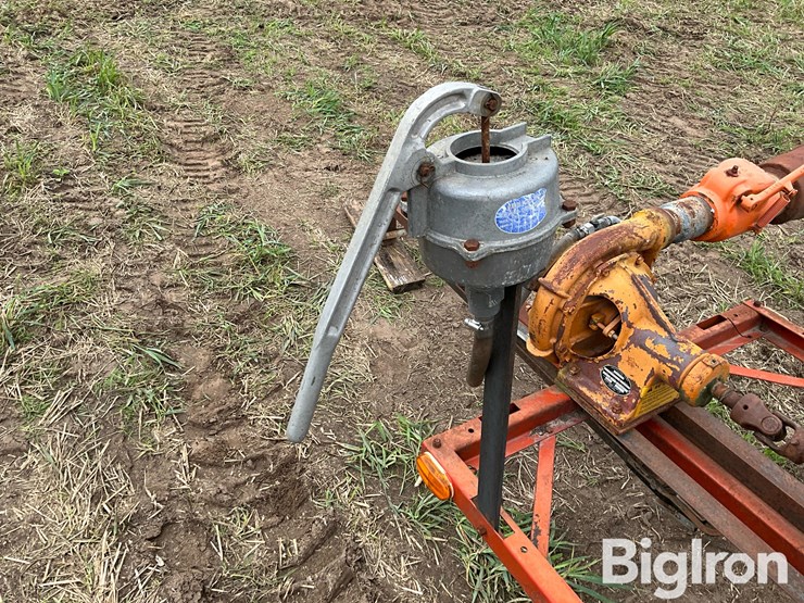 berkeley-portable-water-pump-on-cart-image-20