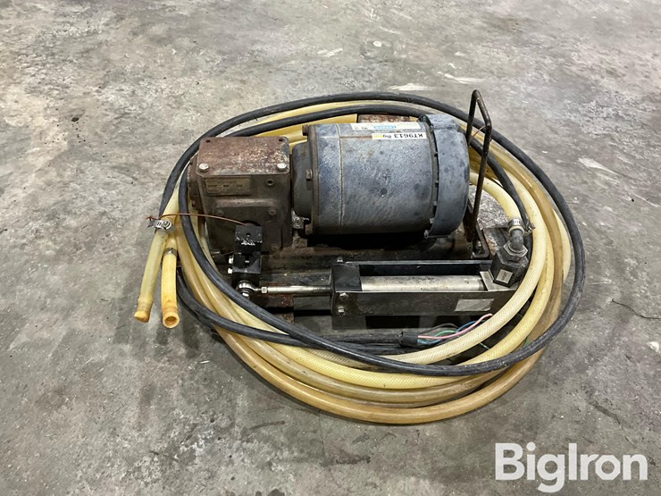 john-blue-21630-100gph-chemigation-pump-image-5