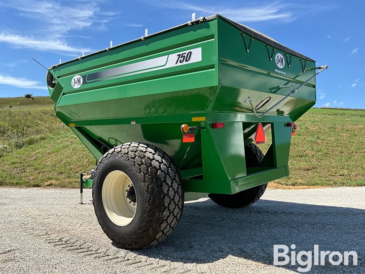 2014-j&m-750-18-grain-cart-image-7