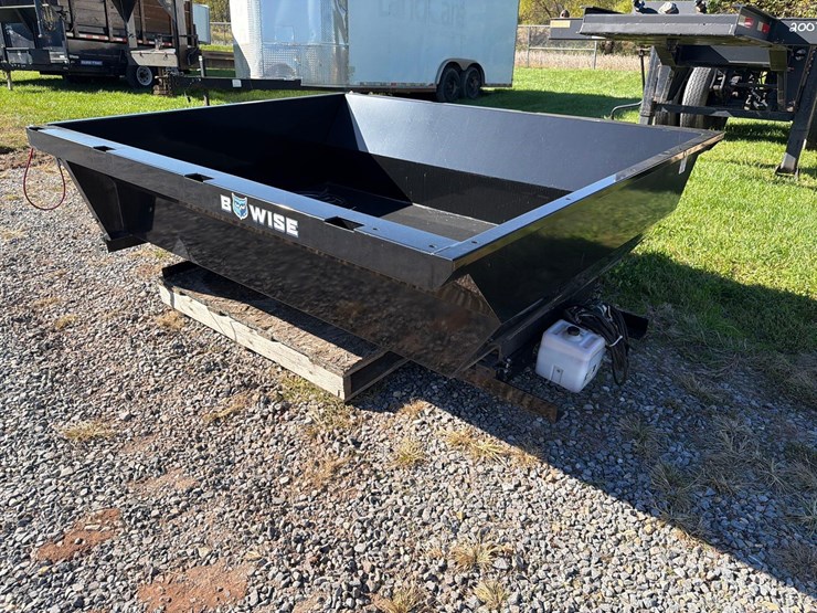 bwise-7’-hydraulic-dump-for-pick-up-image-1