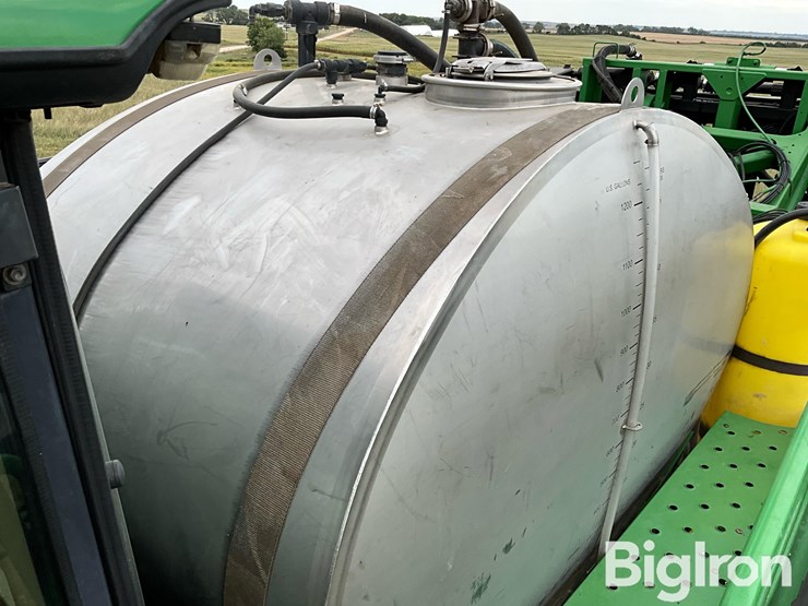2010-john-deere-4930-self-propelled-sprayer-image-9