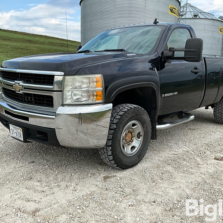 2008 Chevrolet Silverado 2500HD 4x4 Diesel Pickup