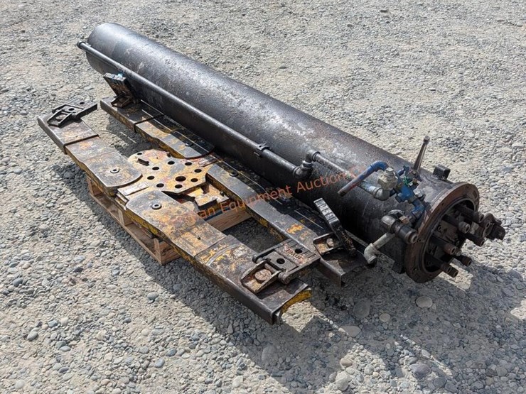 joyce-magne-guard-8000-lbs-in-ground-hyd-hoist-image-2
