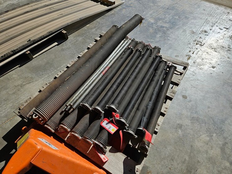 #9241-•-pallet-of-garage-door-springs-image-5