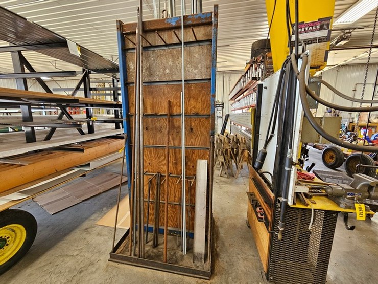 #9291-•-large-metal-storage-rack-image-1