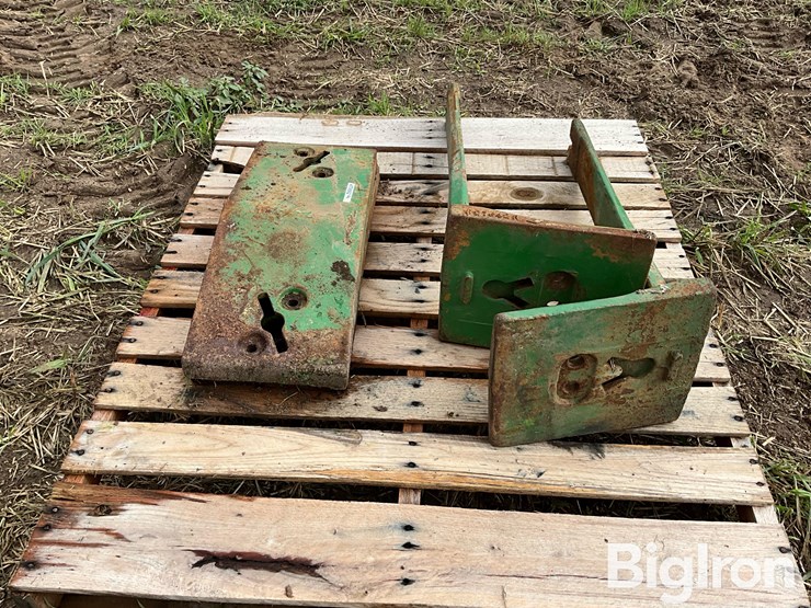 john-deere-tractor-front-stack-starter-weight-brackets-&-slab-weights-image-5
