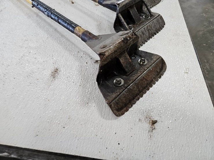#9219-•-(4)-shingle-and-nail-removers-image-4