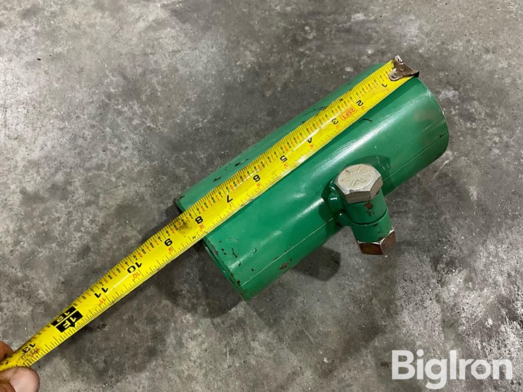 emerson-john-deere-sprayer/spreader-suspension-block-image-7