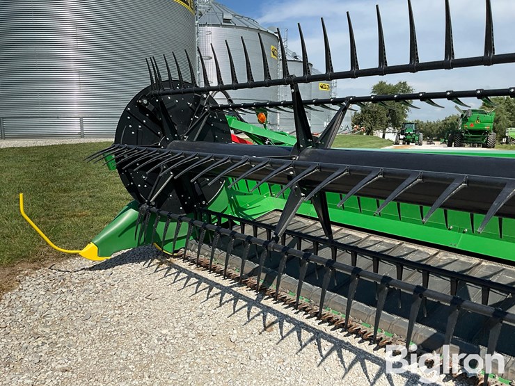 2020-john-deere-730fd-“hydraflex”-draper-header-image-10