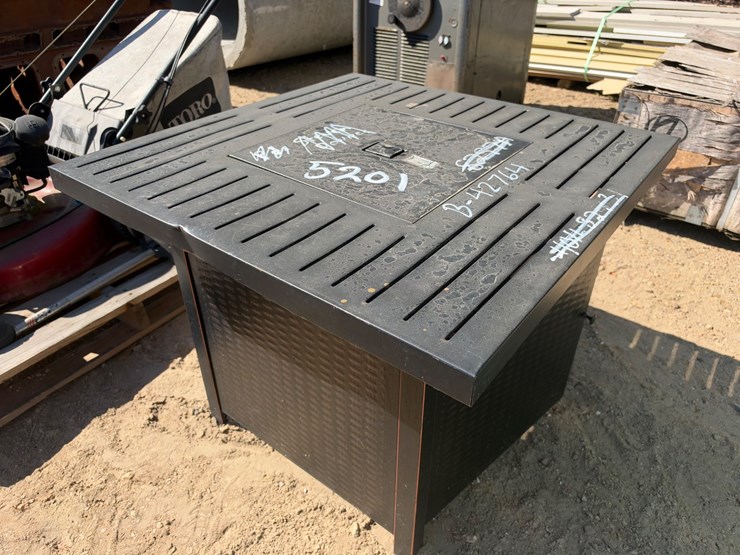 #5201-•-outdoor-metal-table/propane-grill-image-1
