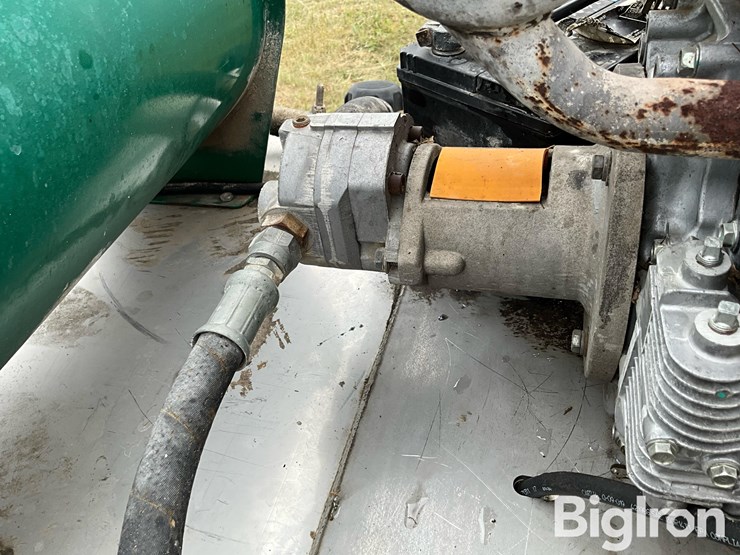 2012-doyle-stainless-steel-conveyor/field-unloader-image-10