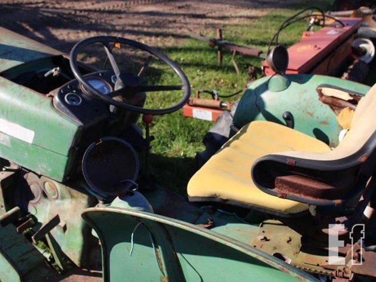 john-deere-2240-image-8