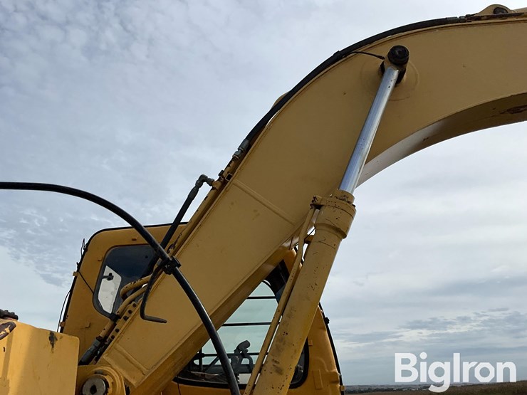 1998-john-deere-200lc-excavator-image-16