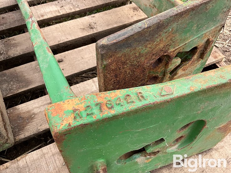 john-deere-tractor-front-stack-starter-weight-brackets-&-slab-weights-image-12