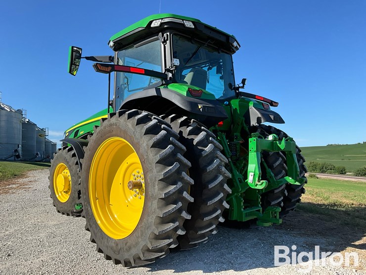 2023-john-deere-8r-280-mfwd-tractor-image-7