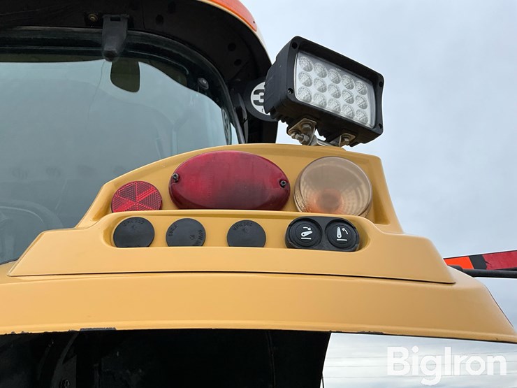 2013-challenger-mt685d-mfwd-tractor-image-20