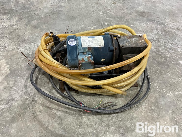 john-blue-21630-100gph-chemigation-pump-image-5