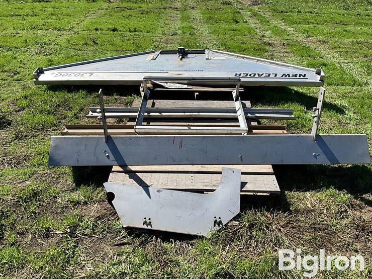 john-deere-/-new-leader-l3030-g4-dry-spreader-endgate-conversion-kit-image-6