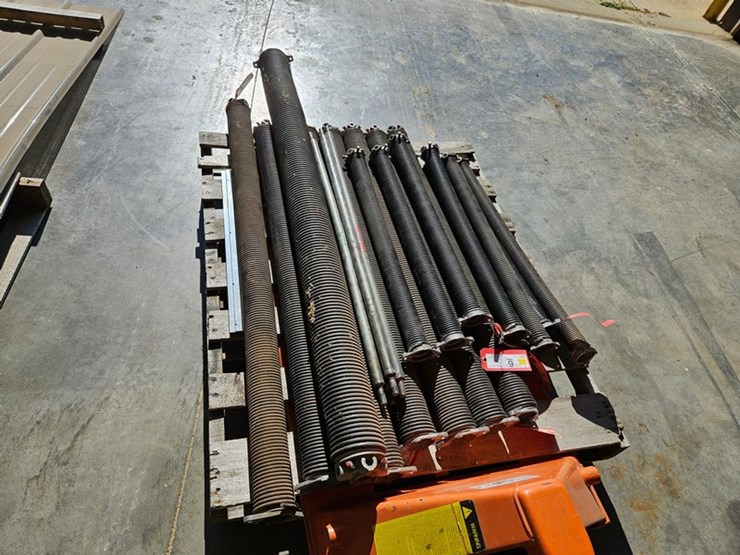 #9241-•-pallet-of-garage-door-springs-image-4