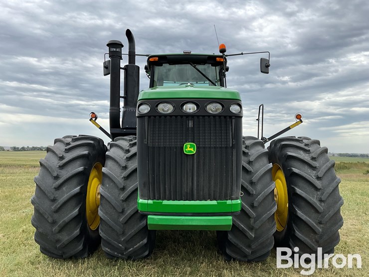 2010-john-deere-9330-4wd-tractor-image-2