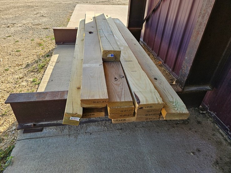 #9271-•-assorted-treated-lumber-image-2