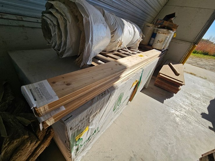 #9273-•-(8)-1"x8"-car-siding-image-1