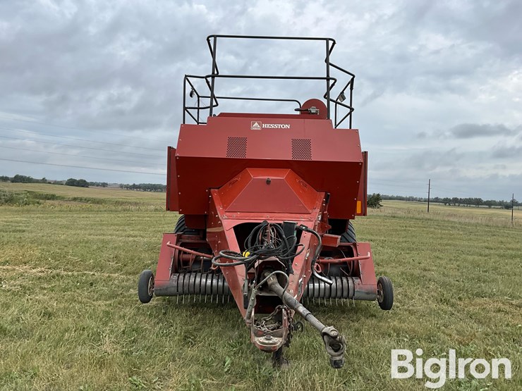 hesston-4790-big-square-baler-w/accumulator-image-2