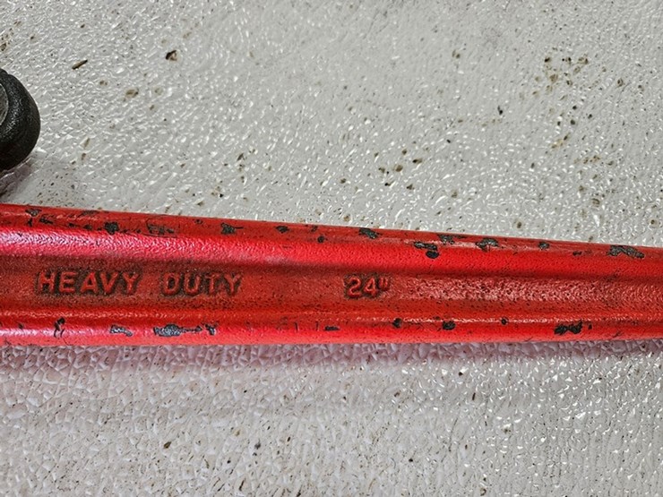 #9295-•-rigid-24"-pipe-wrench-image-5