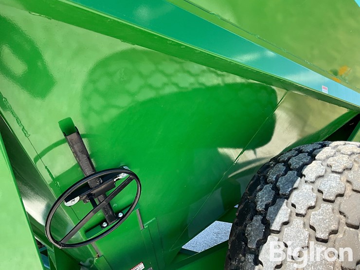 2014-j&m-750-18-grain-cart-image-18