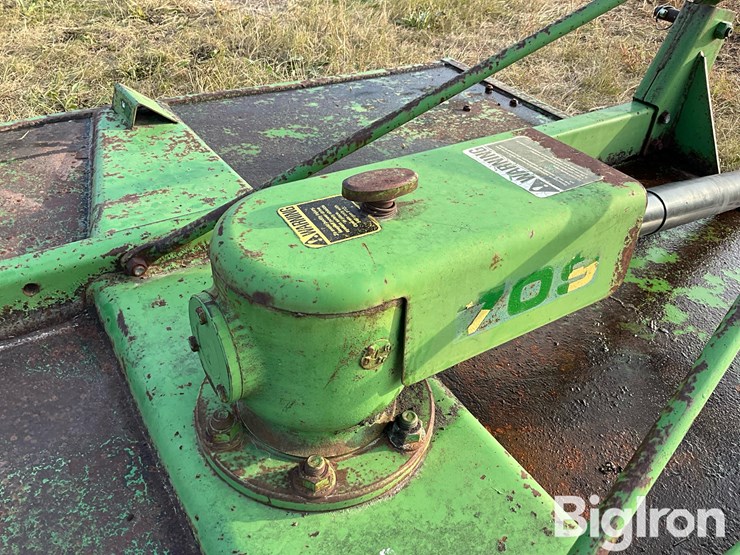 john-deere-709-3-pt-rotary-mower/shredder-image-19