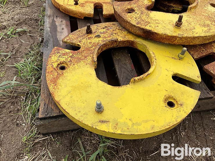 john-deere-tractor-rear-wheel-weights-image-11