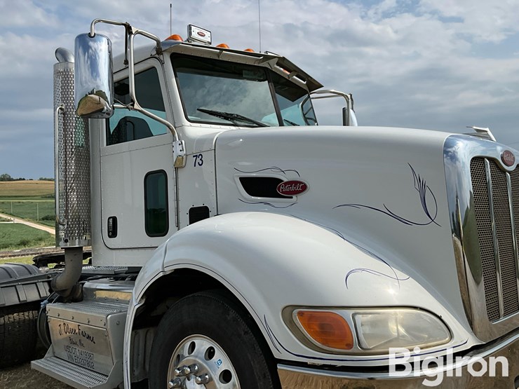 2014-peterbilt-384-t/a-truck-tractor-image-10