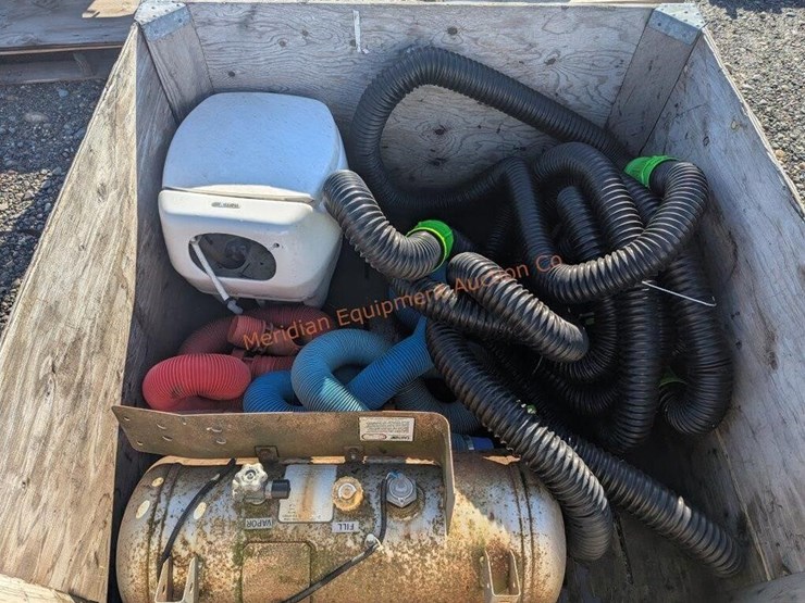 crate-assorted-rv-parts-and-supplies-image-2