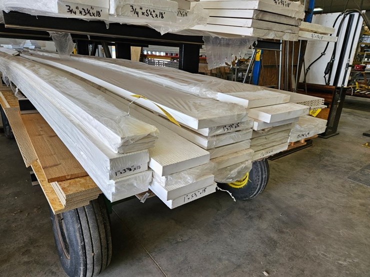 #9250-•-assorted-1"-pvc-siding-image-2