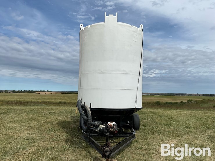 behnke-6000-gal-portable-liquid-tanks-image-2