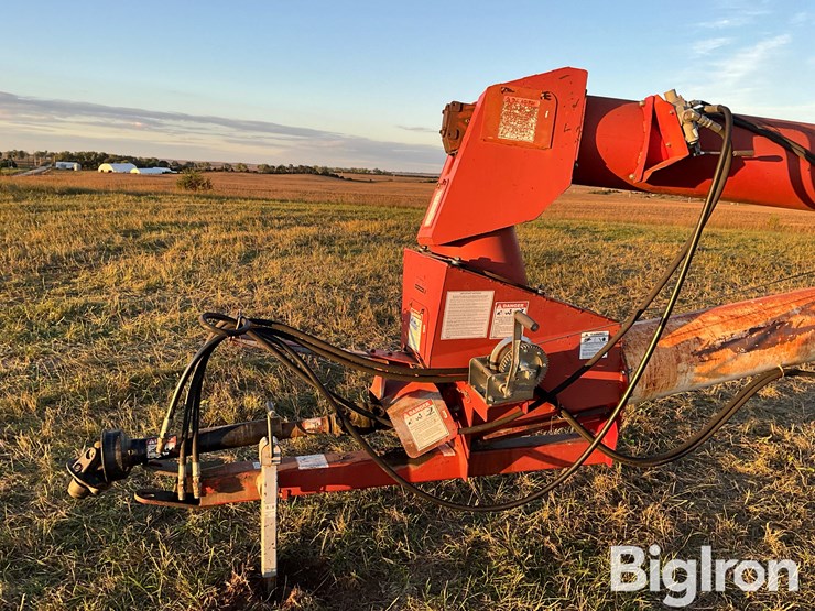 feterl-12x72-auger-w/swing-out-hopper-image-9