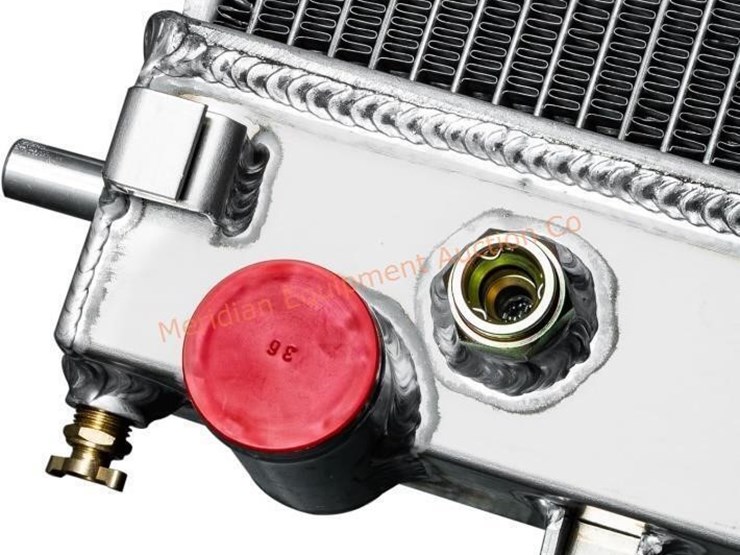 4-row-core-aluminium-14-2020-gm-1500-3500-truck-image-5