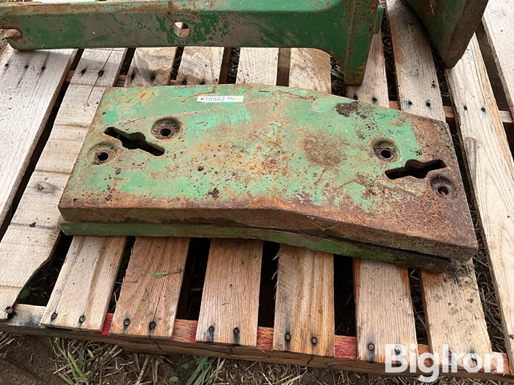 john-deere-tractor-front-stack-starter-weight-brackets-&-slab-weights-image-14