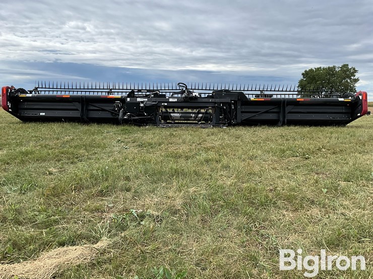 2011-case-2162-40’-flex-draper-header-image-6
