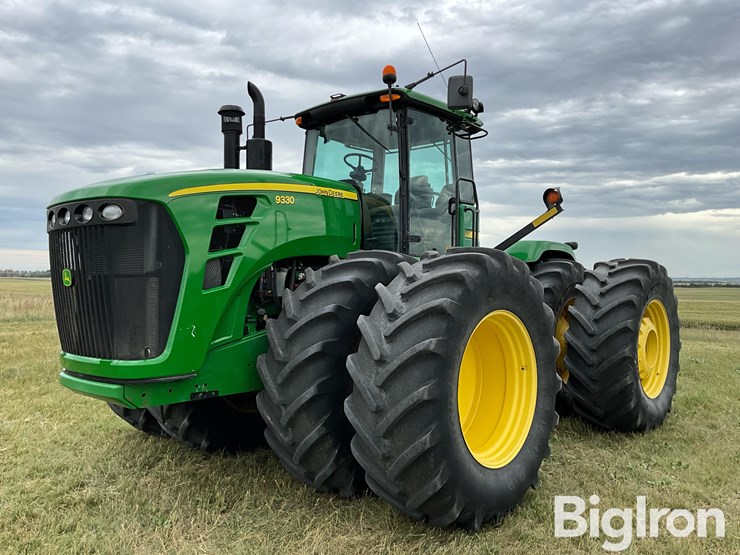 2010-john-deere-9330-4wd-tractor-image-1