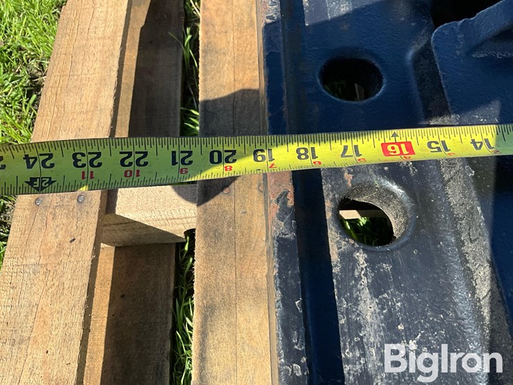 case-ih-magnum/mx-tractor-front-weight-bracket-image-17