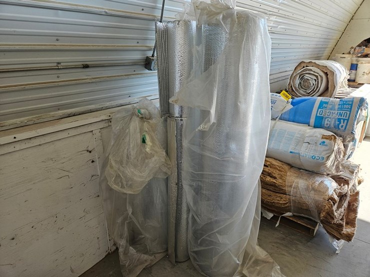 #9282-•-foil-face-double-bubble-insulation-image-2