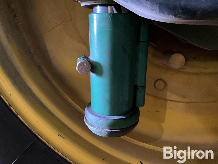 emerson-john-deere-sprayer/spreader-suspension-block-image-12