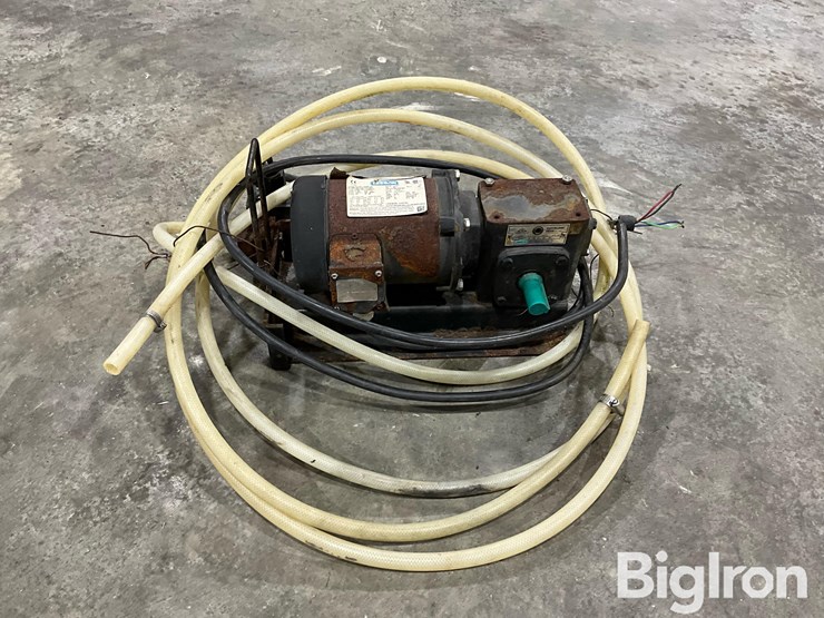 john-blue-21630-100gph-chemigation-pump-image-5