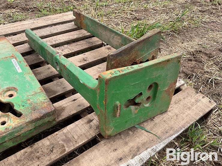john-deere-tractor-front-stack-starter-weight-brackets-&-slab-weights-image-11