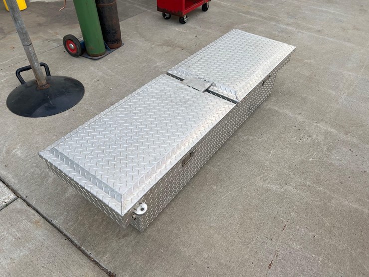 deezee-pickup-box-tool-box-image-4